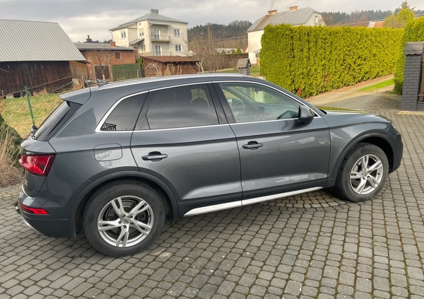 Audi Q5 cena 150060 przebieg: 85000, rok produkcji 2017 z Radomyśl Wielki małe 326